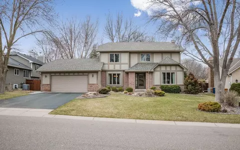 9377 Chesshire Ln N, Maple Grove, MN 55369