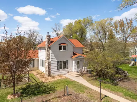 5836 Penrose Ave N, Oak Park Heights, MN 55082