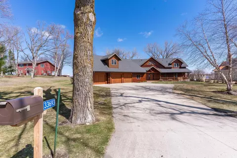 33693 Pickerel View Dr, Richville, MN 56576