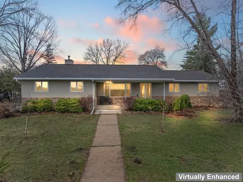 790 Warren Ave, Zumbrota, MN 55992