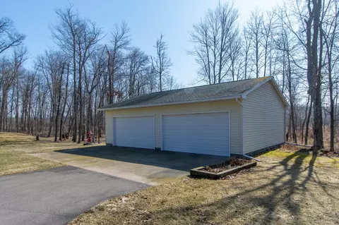 Exterior - 43326 Vision Rd, Isle, MN 56342 photo 7 of 17
