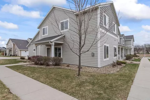 5668 Harvest Moon Blvd NW, Rochester, MN 55901