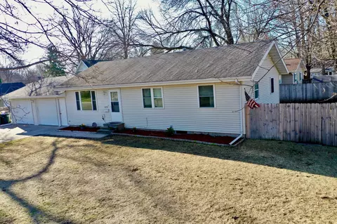 1215 Gorton Ave NW, Willmar, MN 56201
