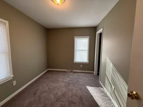 Bedroom - 524 N 7th St, Montevideo, MN 56265 photo 1 of 2
