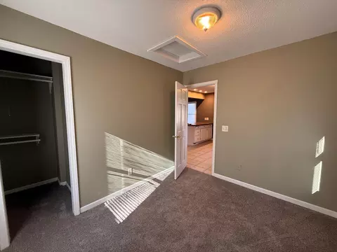Bedroom - 524 N 7th St, Montevideo, MN 56265 photo 2 of 2