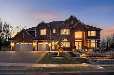 7333 Everest Ln N, Maple Grove, MN 55311