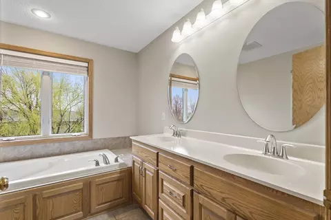 Bath - 10386 34th Pl NE, Saint Michael, MN 55376 photo 1 of 3