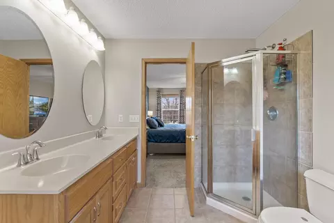 Bath - 10386 34th Pl NE, Saint Michael, MN 55376 photo 2 of 3