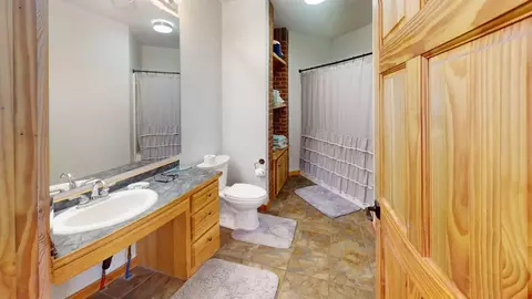 Bath - 8259 148th Ave SE, Becker, MN 55308 photo 3 of 3