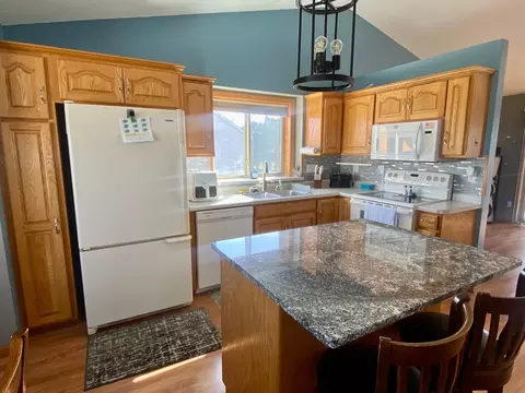 1709 Timberdoodle Dr, Saint Cloud, MN 56303 photo 9