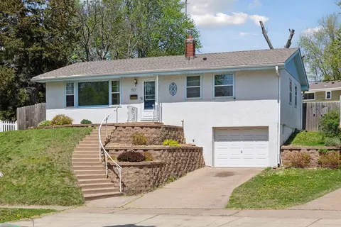 1567 Euclid St E, Saint Paul, MN 55106