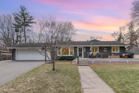 10639 Hayes St, Chisago City, MN 55013