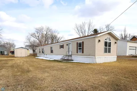 805 Western Ave, Manvel, ND 58256