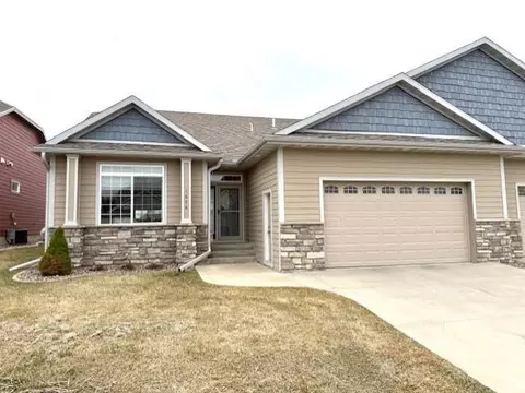 1676 Alexander Rd NE, Rochester, MN 55906