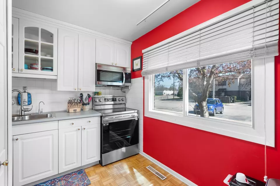 Kitchen - 4057 18th Ave NW, Rochester, MN 55901 photo 1 of 2
