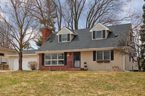 206 16th Ave NW, New Brighton, MN 55112
