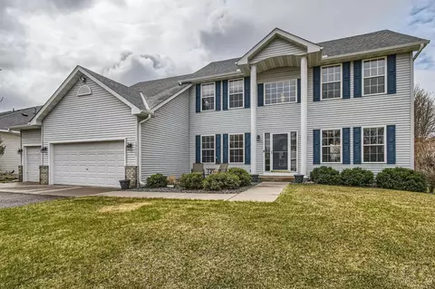 10615 Glen Eagle Rd, Woodbury, MN 55129