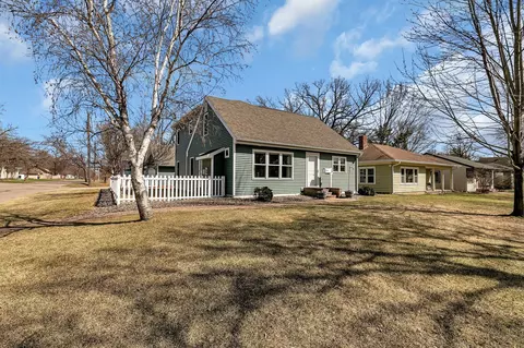 1200 Kilian Blvd SE, Saint Cloud, MN 56304