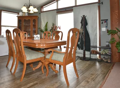 Dining - 6731 152nd St, Milaca, MN 56353 photo 1 of 4