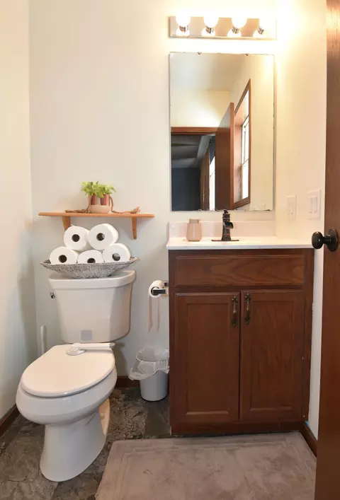 Bath - 6731 152nd St, Milaca, MN 56353 photo 3 of 3