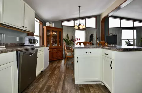 Kitchen - 6731 152nd St, Milaca, MN 56353 photo 2 of 3