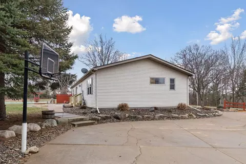 Exterior - 34115 Malmberg Ave, Lindstrom, MN 55045 photo 2 of 11