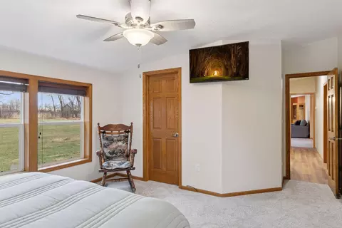 Bedroom - 34115 Malmberg Ave, Lindstrom, MN 55045 photo 2 of 10