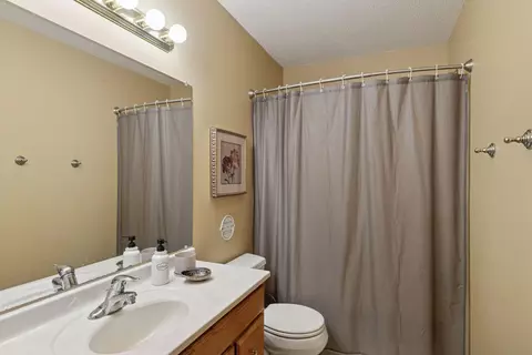 Bath - 34115 Malmberg Ave, Lindstrom, MN 55045 photo 5 of 7