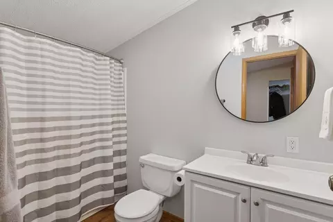 Bath - 34115 Malmberg Ave, Lindstrom, MN 55045 photo 2 of 7