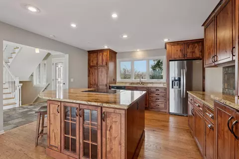 Kitchen - 2705 County Road 19, Maple Plain, MN 55359 photo 3 of 6
