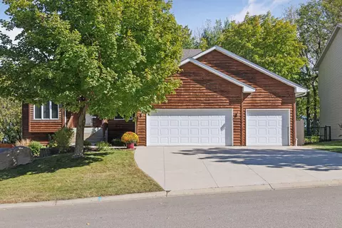 18860 Elgin Ave, Farmington, MN 55024