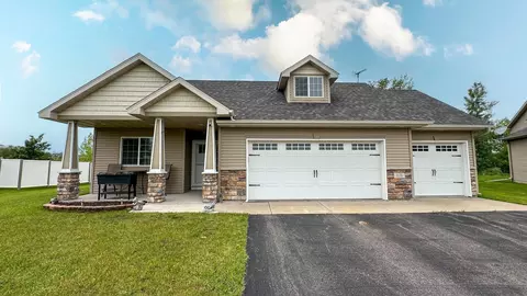 1121 Golf Ct, Foley, MN 56329