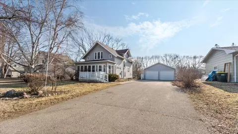 1613 9th St SW, Willmar, MN 56201