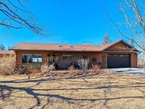 3801 S Lake Rd, Moose Lake, MN 55767