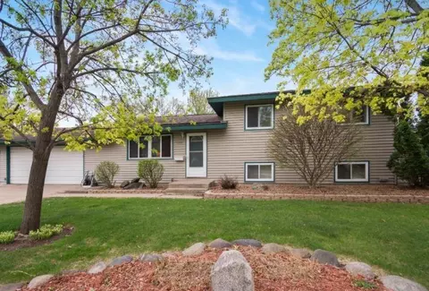 1224 Gary Dr, Saint Paul Park, MN 55071