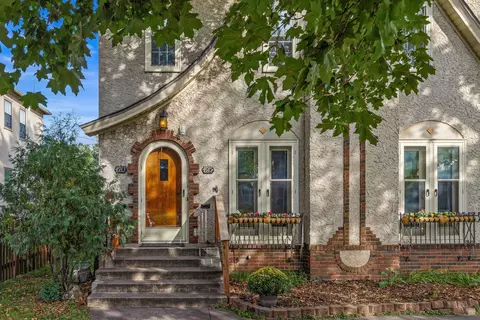 4913 Chicago Ave, Minneapolis, MN 55417