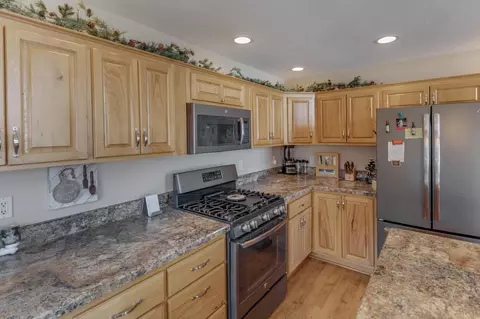 Kitchen - 31690 Large Pine Trl, Laporte, MN 56461 photo 6 of 6