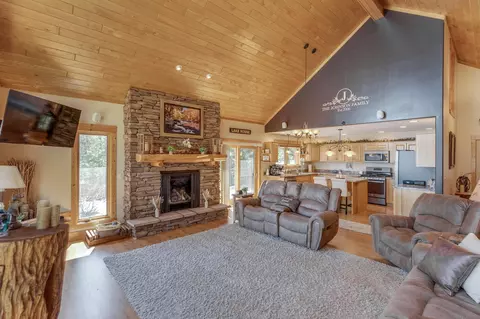 Living - 31690 Large Pine Trl, Laporte, MN 56461 photo 2 of 6
