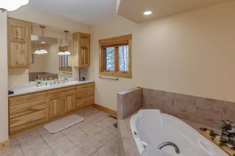 Bath - 31690 Large Pine Trl, Laporte, MN 56461 photo 3 of 5