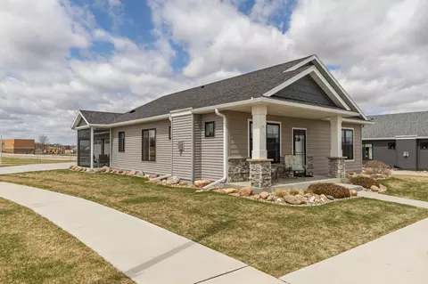 5377 Solstice Pl NW, Rochester, MN 55901