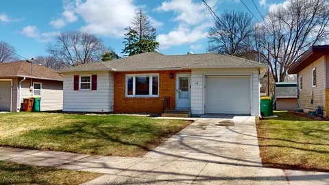 118 N 5th Ave, Albert Lea, MN 56007
