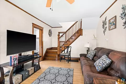 4801 W 5th St, Duluth, MN 55807 photo 2