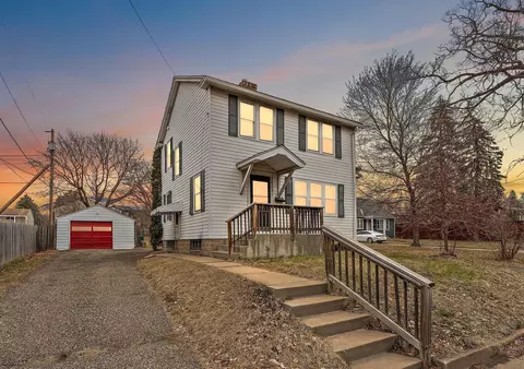 1453 7th St E, Saint Paul, MN 55106