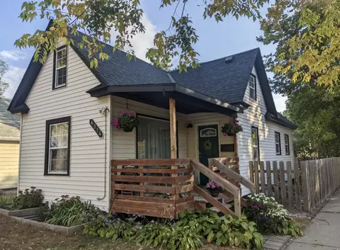 4514 James Ave N, Minneapolis, MN 55412