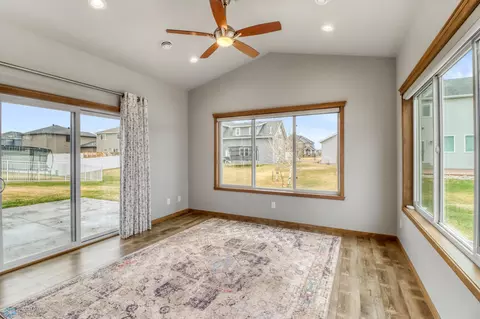 7352 Eagle Pointe Dr S, Fargo, ND 58104 photo 20