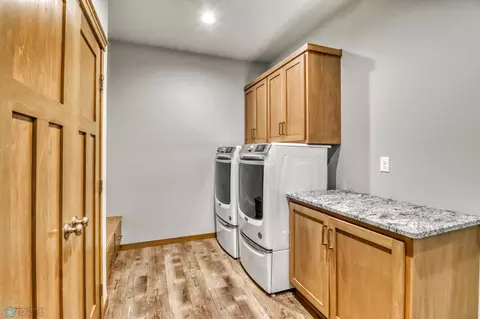 7352 Eagle Pointe Dr S, Fargo, ND 58104 photo 43