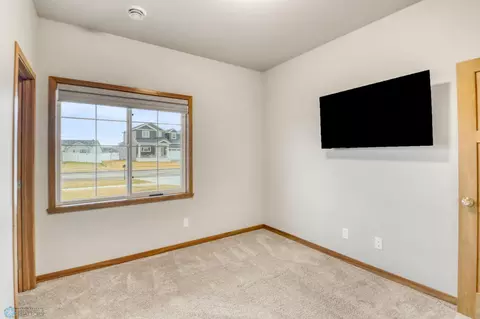 7352 Eagle Pointe Dr S, Fargo, ND 58104 photo 34