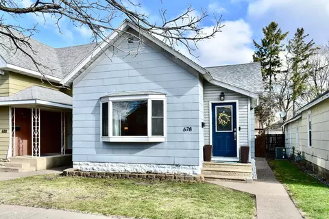 678 W 4th St, Winona, MN 55987