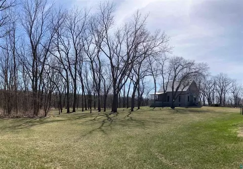 Exterior - 6025 115th St, Northfield, MN 55057 photo 2 of 8