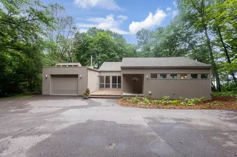 Exterior - 2887 Lake Shore Ave, Maple Plain, MN 55359 photo 11 of 12